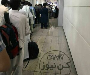 صف انجام تست مسافران پروازهای ورودی در فرودگاه امام خمینی (ره)