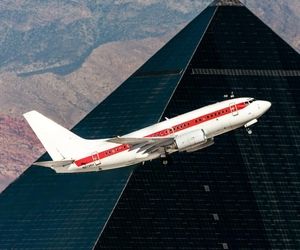 در منطقه ۵۱ چه می‌گذرد؟!

