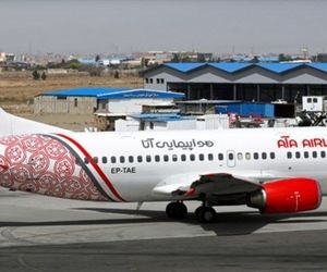 فرود بویینگ ۷۳۷ 