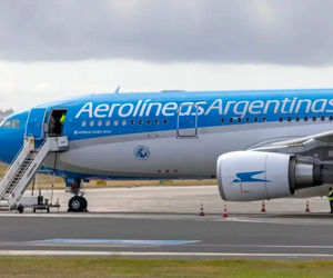 آرژانتین محدودیت سنی برای خلبانان تجاری را لغو کرد

