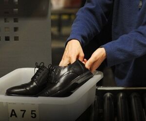 ‌لغو قانون درآوردن کفش در گیت امنیتی ۳ فرودگاه‌ بزرگ آمریکا
