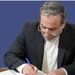 عراقچی خواستار برقراری پرواز مستقیم بین ایران و تونس شد