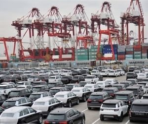 ورود اولین محموله خودرو های وارداتی به گمرک منطقه آزاد شهر فرودگاهی امام خمینی(ره)