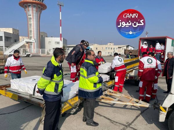 تصاویر اختصاصی کن‌نیوز از پروازهای امدادی فرودگاه شهید باکری ارومیه به مقصد خوی برای کمک به زلزله‌زدگان