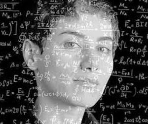 تصویر مریم میرزاخانی بر روی یک بیلبورد در فرودگاه استانبول +عکس