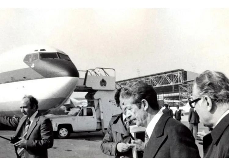 «شاپور بختیار» در فرودگاه 
مهرآباد 