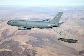 تانکر سوخت‌رسان KC-46A Pegasus؛ پیشرفته‌ترین تانکر چندماموریتی جهان