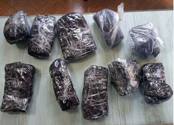 کشف ۱۲ کیلو تریاک در حال خروج از کشور