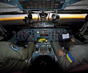 سومین پرواز آزمایشی بزرگترین هواپیمای جهان An-225 Mriya نیز انجام شد.