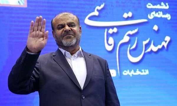 رستم قاسمی وزیر راه و شهرسازی شد