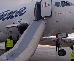 در پی خارج شدن هواپیمای سوخو سوپر جت 100هواپیمایی Yakutia از باند فرودگاه،  چهار نفر زخمی شدند