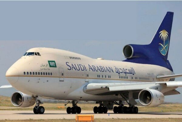747 سه موتوره  
