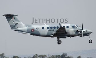 سقوط هواپیما با ۸ سرنشین
 در خلیج گالوستون آمریکا