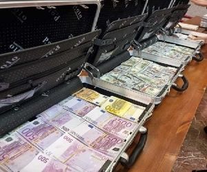 محکومیت قاچاقچی ارز در فرودگاه امام (ره)