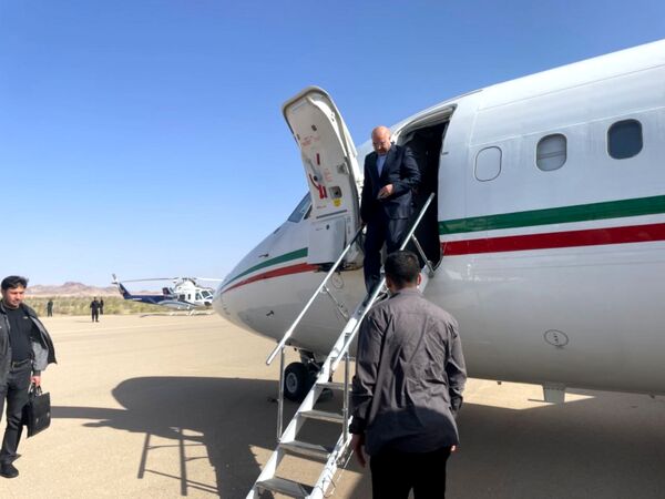 فرودگاه گناباد رسما افتتاح شد