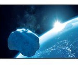  عبور یک سیارک از کنار زمین