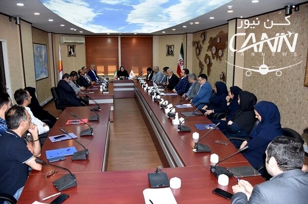 دیدار خانم دکتر شرفبافی؛ سرپرست جدید شرکت هواپیمایی کیش با معاونین و مدیران