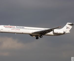 تغییر مسیر MD82 زاگرس