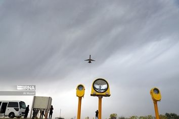 یک میلیون دلار برای نصب
سامانه فرود دقیق هواپیما
در فرودگاه قشم هزینه شد