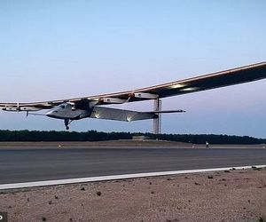 هواپیمایی که می‌تواند ۹۰ روز در آسمان پرواز ‌کند