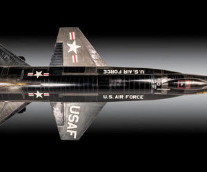 هواپیما یا موشک؟ 