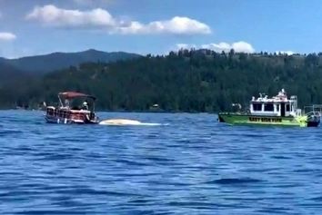 دو کشته و شش مفقودی بر اثر برخورد دو هواپیما در آمریکا