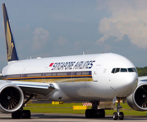 بوئینگ خطوط هوایی سنگاپور با ۲۴۹ مسافر مجبور به فرود اضطراری شد