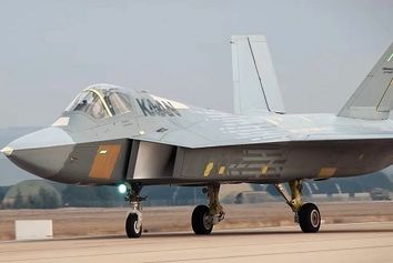 جنگنده نسل پنجم ترکیه "KAAN" 
تا ۲۰۳۰ وارد نیروی هوایی می‌شود