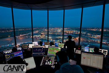 تفاوت واژه‌های to و two در کنترل ترافیک هوایی