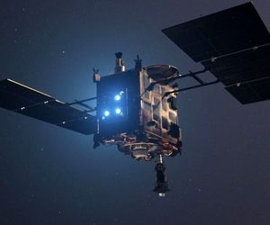 کپسول حاوی نمونه‌هایی از یک سیارک منظومه شمسی به زمین رسید