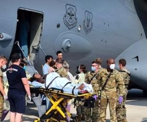 تولد نوزاد افغان در هواپیما آمریکایی