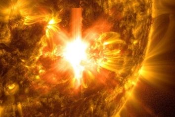 وقوع انفجاری قوی در خورشید