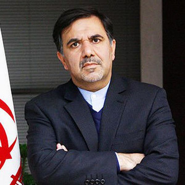 عباس آخوندی ، در مراسم ورود پنج فروند هواپیمای ای تی آر مطرح کرد: کسانی که پس از خروج آمریکا از برجام آب را گل آلود کردند باید پاسخگو باشند.