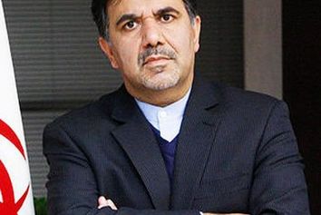 عباس آخوندی ، در مراسم ورود پنج فروند هواپیمای ای تی آر مطرح کرد: کسانی که پس از خروج آمریکا از برجام آب را گل آلود کردند باید پاسخگو باشند.