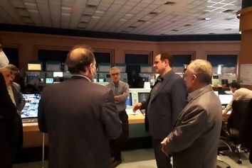 ارایه مشاوره مقابله با شیوع کرونا به کارشناسان مرکز کنترل فضای کشور