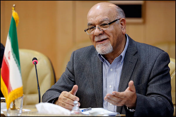 فخریه کاشان: تلاش می کنیم قراردادهای خرید هواپیما تا انتخابات مجلس آمریکا فسخ نشود