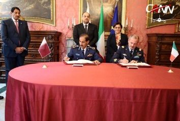 قطری ها برای پرواز با بالگردهای ایتالیایی آموزش می بینند