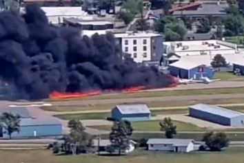 برخورد یک هواپیما در مونتانا با چند هواپیمای پارک شده