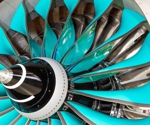 بزرگ‌ترین موتور هواپیما ساخته شد