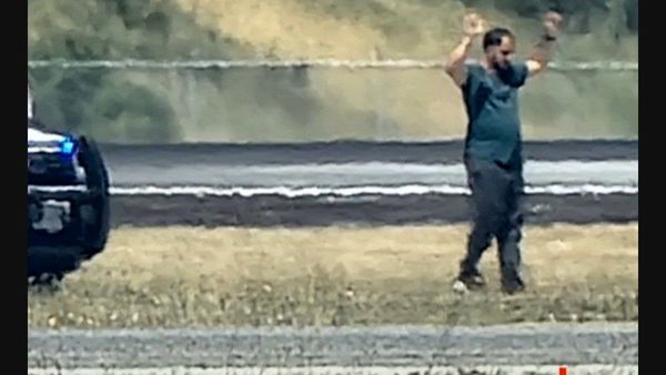 هواپیماربایی در وونکور! مظنون دستگیر شد