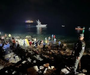 سقوط هواپیما در برکه‌ای در اوتار پرادش هند