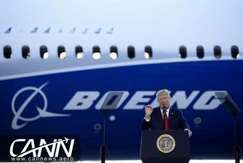 توصیه عجیب ترامپ به شرکت هواپیمایی بویینگ