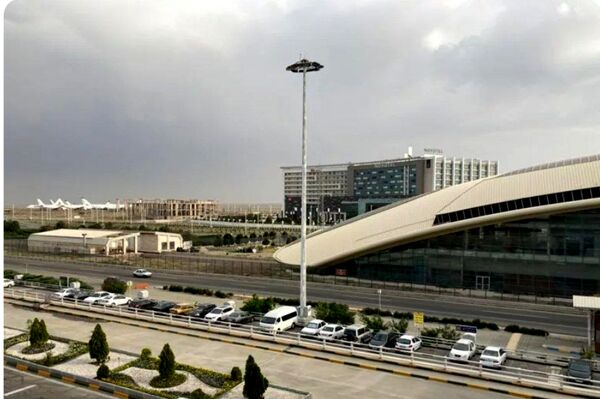 در فرودگاه امام 
به اسم خودتان درخت بکارید