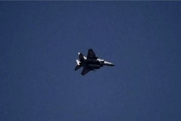 جنگنده تهاجمی آمریکا از باند خارج شد