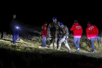 زنی که در سقوط هواپیمای
 رئیس ستاد ارتش لیبی کشته شد، که بود؟