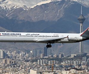 بازگشت پرواز تهران-شیراز تابان به مهرآباد به دلیل نقص فنی لندیگ‌ گیر +عکس