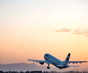 پروازها کاهش یافت، نرخ بلیت اوج گرفت