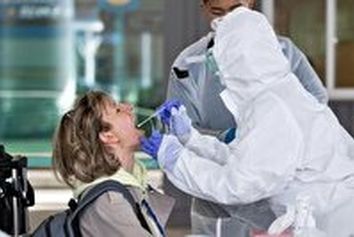 ۸۰ پوند هزینه آزمایش کرونا در فرودگاه هیثرو لندن