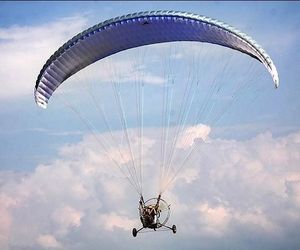 فوت خلبان پاراگلایدر در بندرعباس