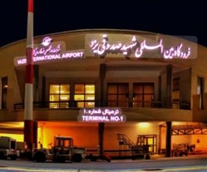 تاکید معاون استاندار بر تسریع در توسعه زیر ساخت های فرودگاهی یزد